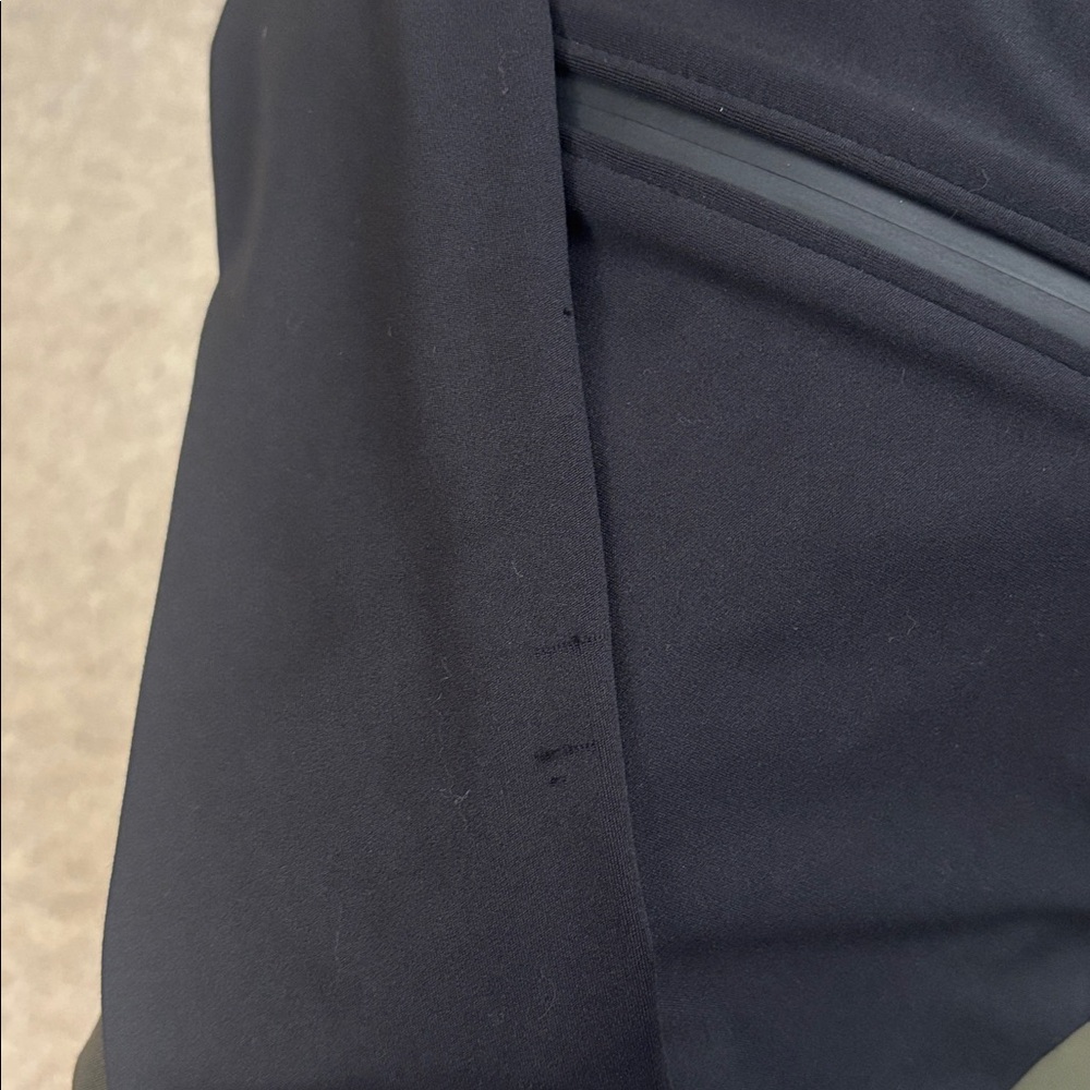 PINK Victoria’s Secret Black Full-Zip Athletic Jacket - Picture 9 of 9